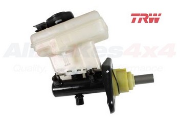 SJC000100 - MASTER CYLINDER ASSEMBLY - BRAKE - RHD