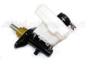 SJC000110 - MASTER CYLINDER ASSEMBLY